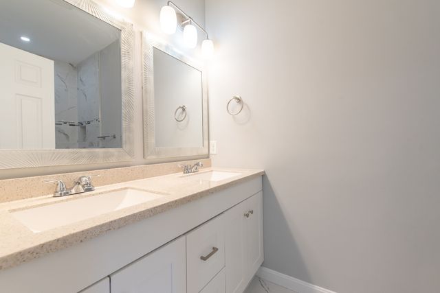 184 Avenue C -3, Woonsocket, RI 02895