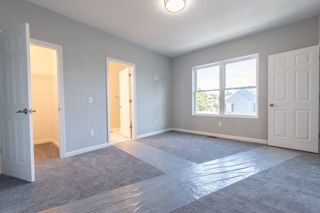 184 Avenue C -3, Woonsocket, RI 02895