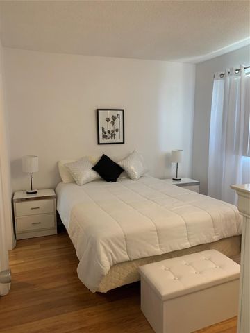 2751 Golf Boulevard 2028, Pompano Beach, FL 33064