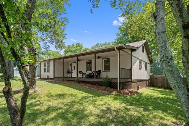 4128 Worth Street NW, Acworth, GA 30101