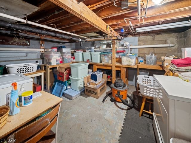 39 Union Pl, Bloomfield Twp., NJ 07003