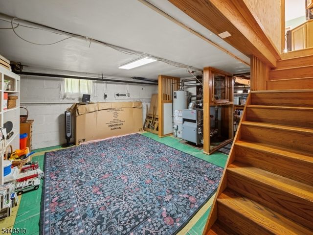 39 Union Pl, Bloomfield Twp., NJ 07003