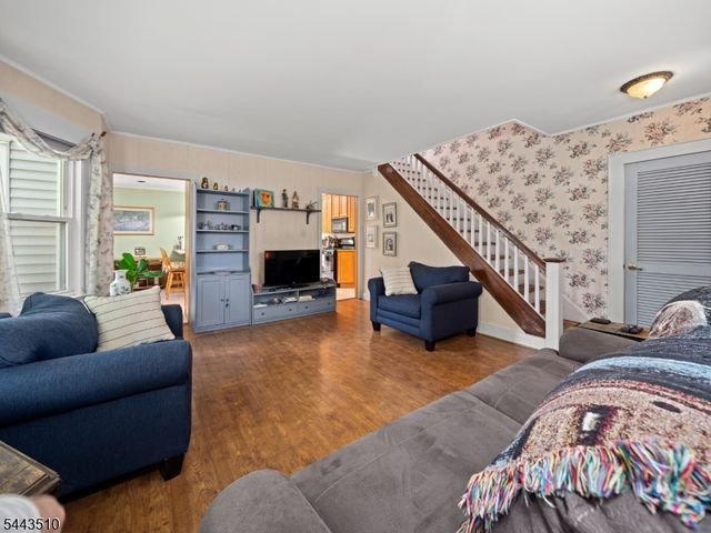 39 Union Pl, Bloomfield Twp., NJ 07003