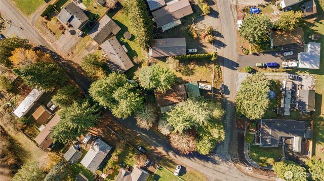 13405 Cedar Court E, Bonney Lake, WA 98391