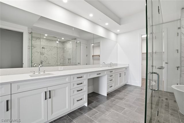 4810 Pelican Colony 1004, Bonita Springs, FL 34134