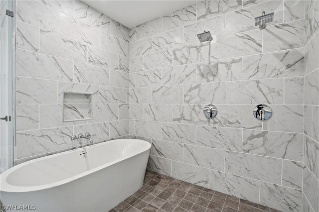 4810 Pelican Colony 1004, Bonita Springs, FL 34134