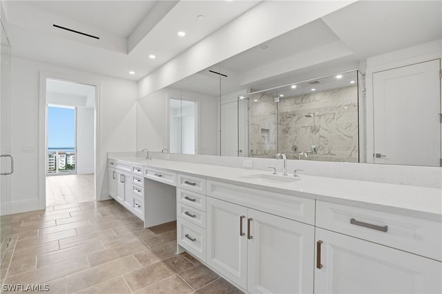 4810 Pelican Colony 1004, Bonita Springs, FL 34134