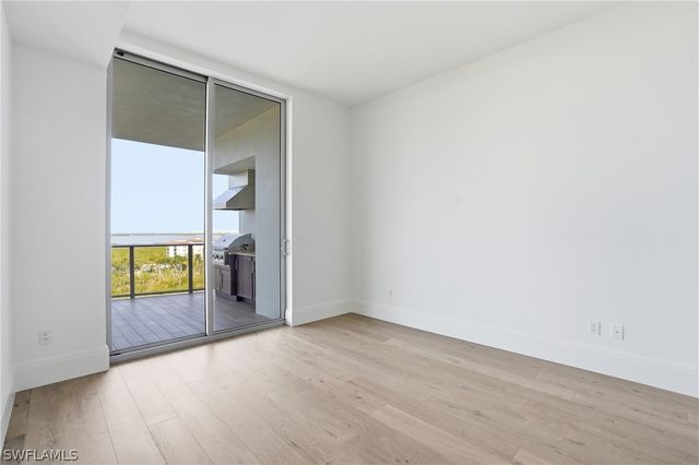 4810 Pelican Colony 1004, Bonita Springs, FL 34134