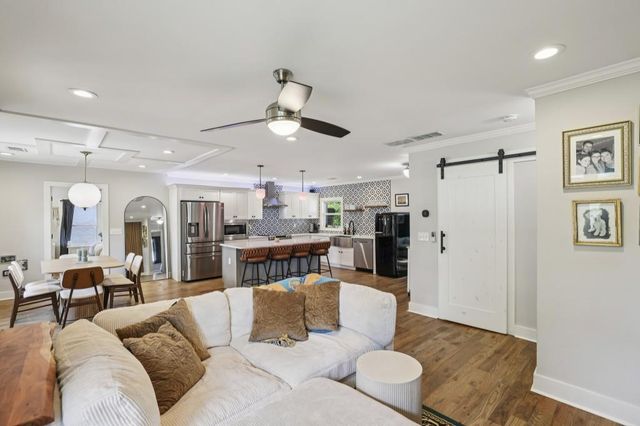 1702 Valencia Road, Decatur, GA 30032