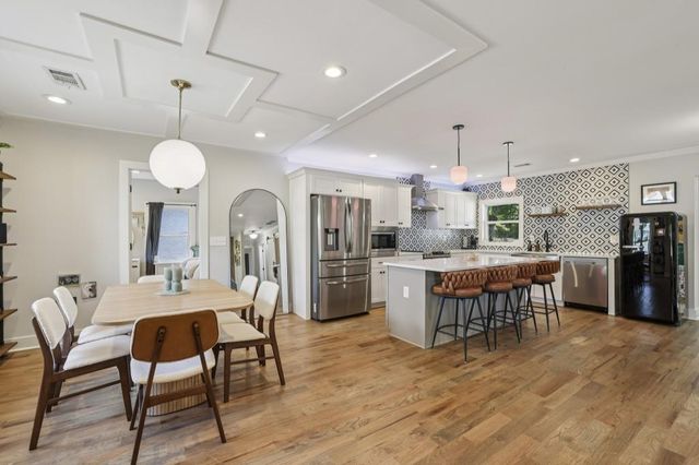 1702 Valencia Road, Decatur, GA 30032
