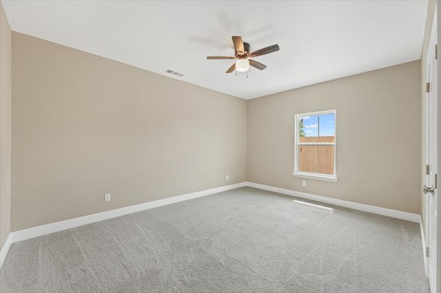 3105 N Pecan Street, Fort Worth, TX 76106