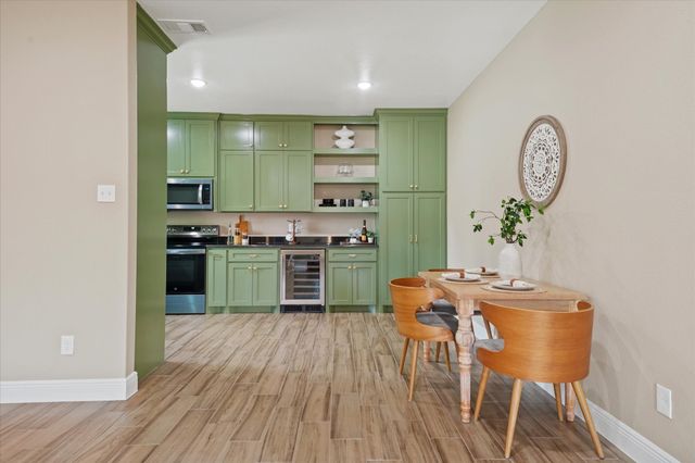 3105 N Pecan Street, Fort Worth, TX 76106