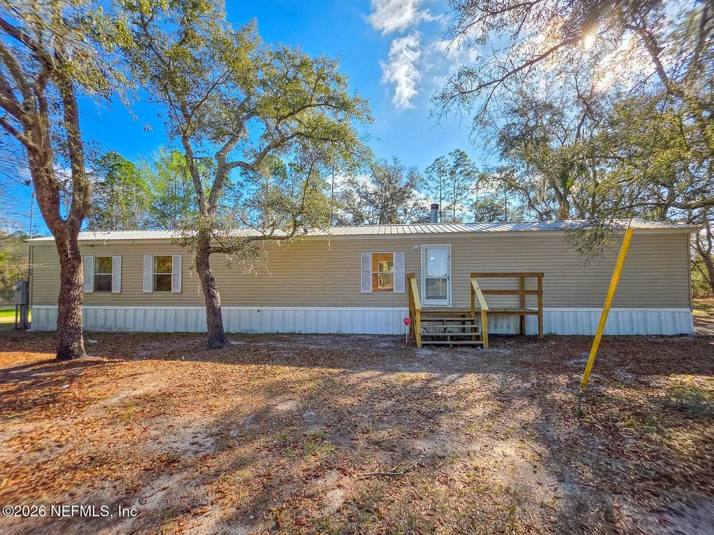 116 TEDESCO Avenue, Interlachen, FL 32148