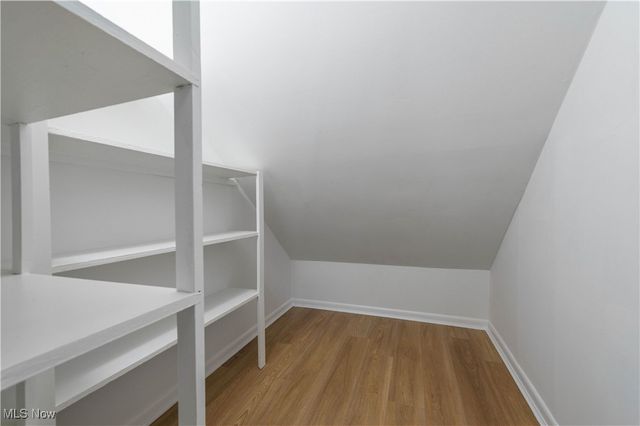 7424 Traymore Avenue, Brooklyn, OH 44144