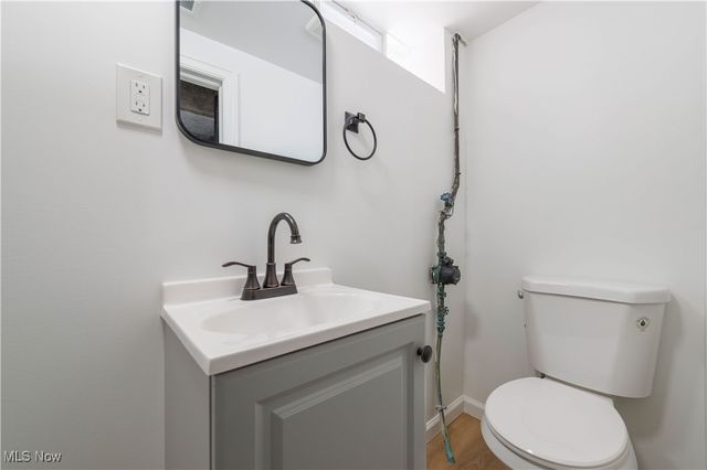 7424 Traymore Avenue, Brooklyn, OH 44144