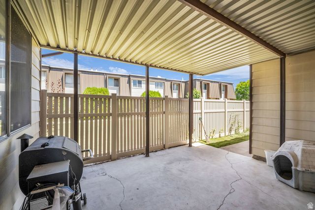 3963 S WESTWIND CT, Riverdale, UT 84405