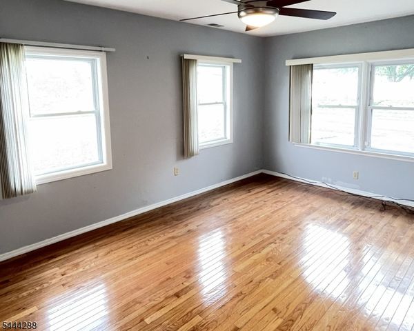 3 Forest Park Ter 3, Monroe Twp., NJ 08831