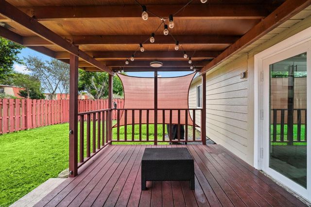 8374 Dynasty Drive, Boca Raton, FL 33433