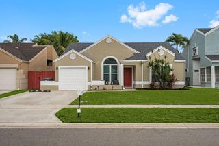 8374 Dynasty Drive, Boca Raton, FL 33433