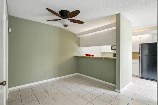 622 6th Way 22d5410, West Palm Beach, FL 33407