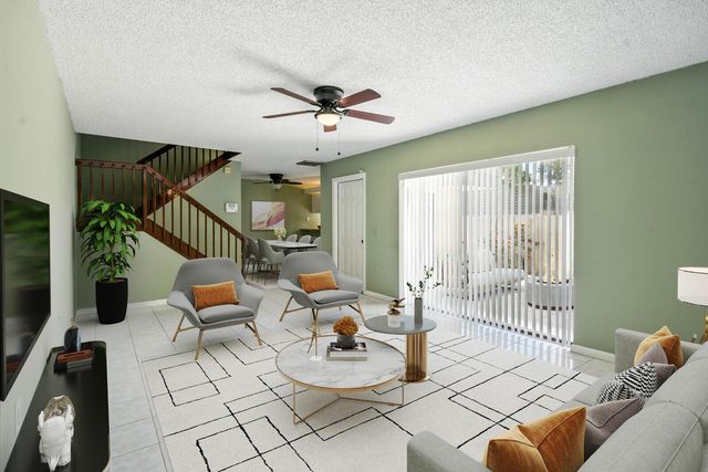 622 6th Way 22d5410, West Palm Beach, FL 33407