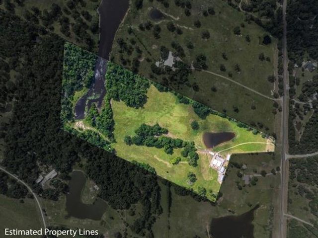 12151 State Highway 75 N, Buffalo, TX 75831