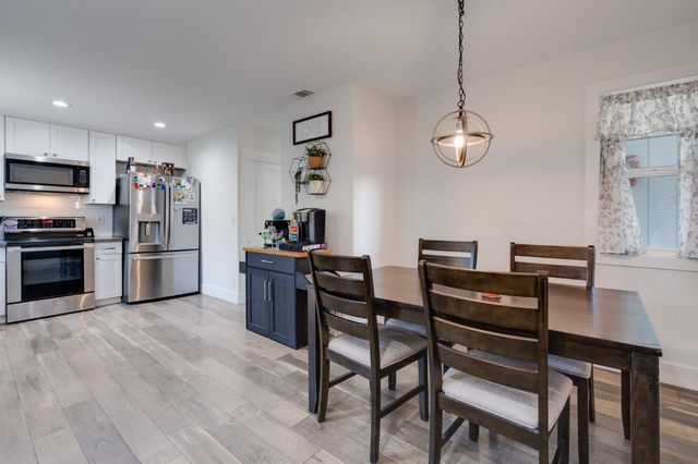 173 Bell Ave, Sacramento, CA 95838