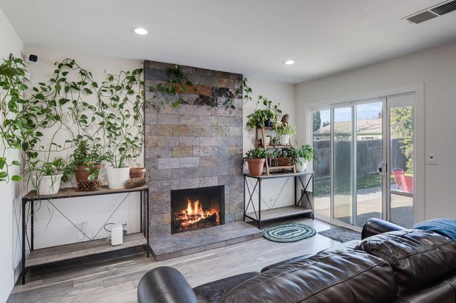 173 Bell Ave, Sacramento, CA 95838