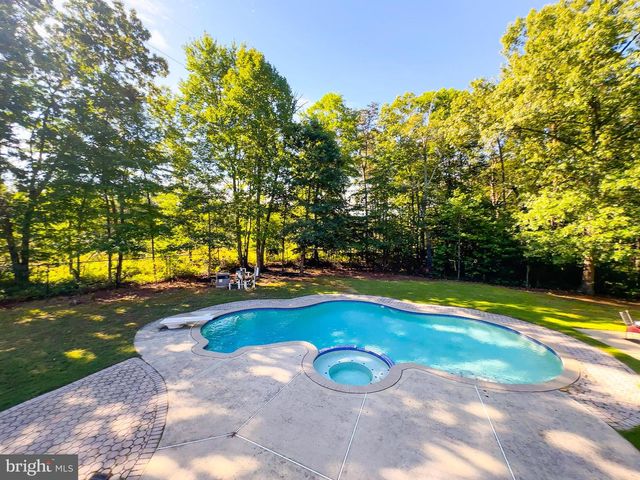 11041 N KEYS RD, Brandywine, MD 20613