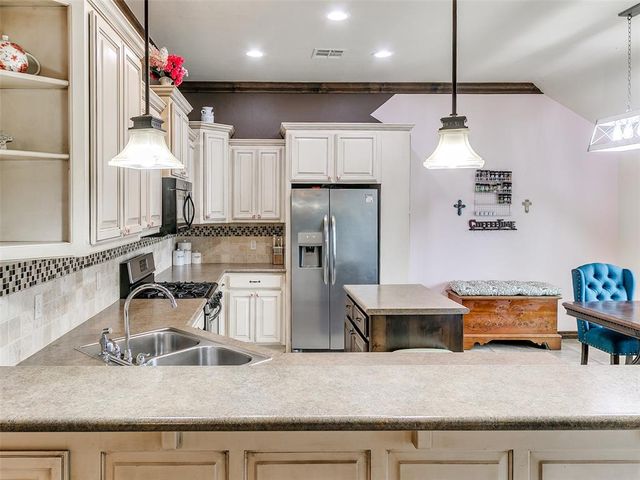 488 NE 21st Street, Newcastle, OK 73065
