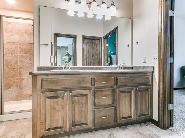488 NE 21st Street, Newcastle, OK 73065