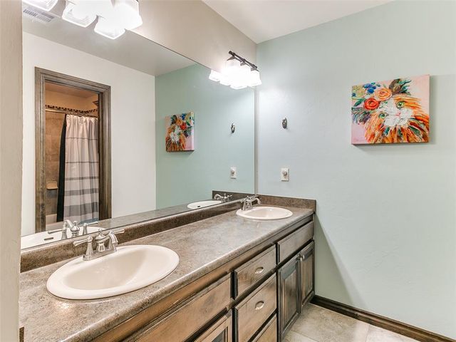 488 NE 21st Street, Newcastle, OK 73065