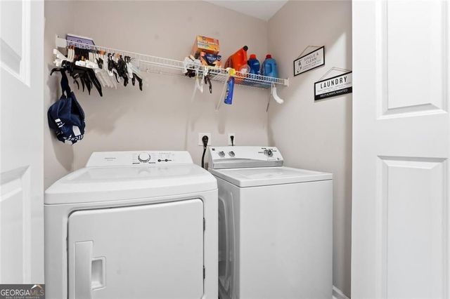 7712 Autry Circle 210, Douglasville, GA 30134