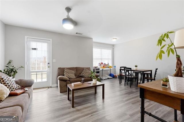 7712 Autry Circle 210, Douglasville, GA 30134