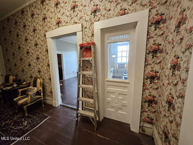 1711 Cherry Street, Vicksburg, MS 39180