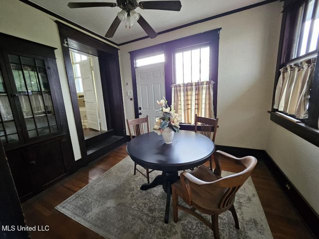 1711 Cherry Street, Vicksburg, MS 39180
