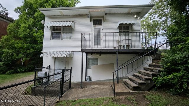 1711 Cherry Street, Vicksburg, MS 39180