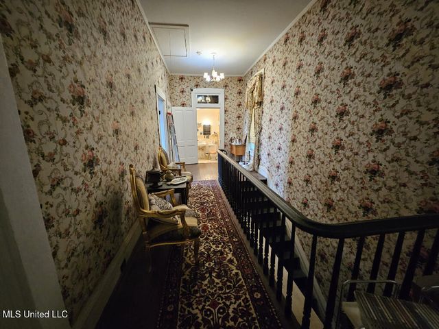 1711 Cherry Street, Vicksburg, MS 39180