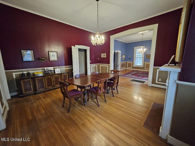 1711 Cherry Street, Vicksburg, MS 39180