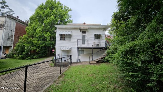 1711 Cherry Street, Vicksburg, MS 39180