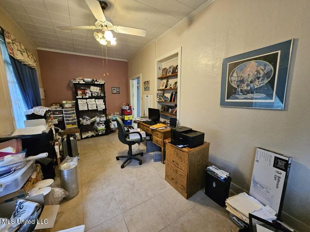 1711 Cherry Street, Vicksburg, MS 39180