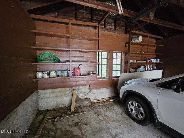 1711 Cherry Street, Vicksburg, MS 39180