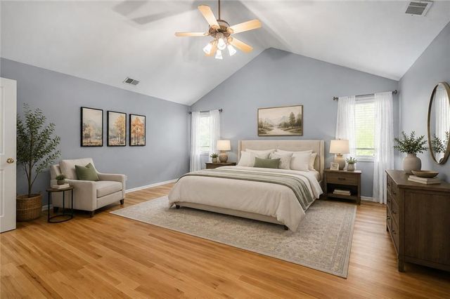 3010 S Bradford Lane, Blue Springs, MO 64015