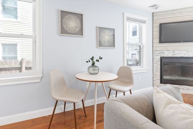 5 Lexington Ave, Boston, MA 02129