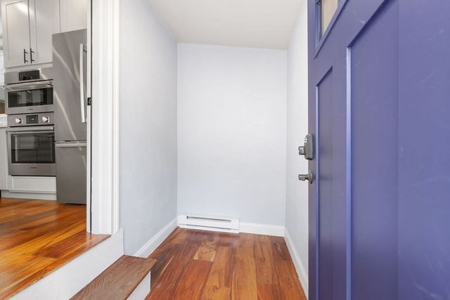 5 Lexington Ave, Boston, MA 02129