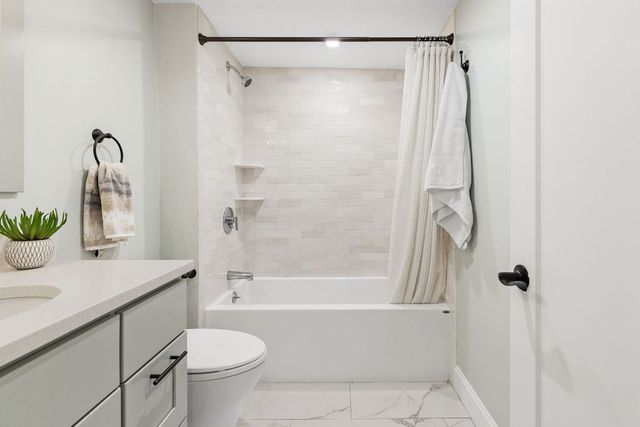 5 Lexington Ave, Boston, MA 02129