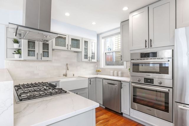 5 Lexington Ave, Boston, MA 02129
