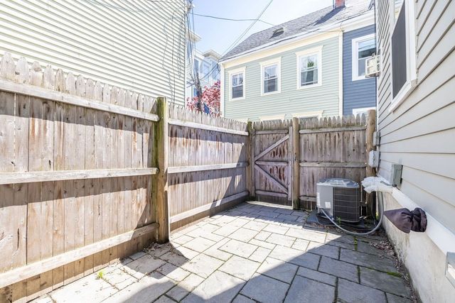 5 Lexington Ave, Boston, MA 02129