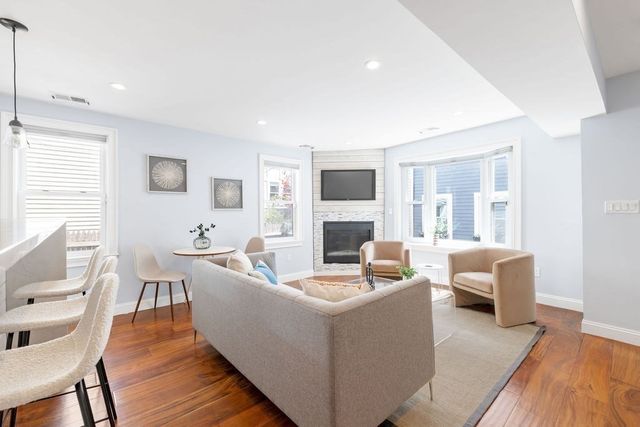 5 Lexington Ave, Boston, MA 02129