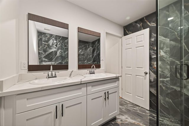 5503 Jason Street, Houston, TX 77096